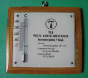 Thermometer VEB Vogtländische Kunstlederfabrik Tannenbergsthal, DDR