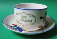 Kindertasse mit Unterteller, Zum 1. Schulgang, Steubler Zwickau, um 1930, #1