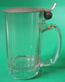 Bierkrug mit Deckel, Glas, mit Adler, Gesetzlich geschützt
