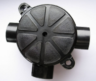 Preview: Abzweigdose Bakelit, T- Dose, DDR, IKA, 3 Ausgänge, unbenutzt