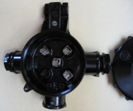 Preview: Pendeldose, Pendelabzweigdose, Leuchtendose, Abzweigdose Bakelit, FERA, DDR, unbenutzt