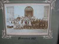 Altes Bild einer Schulklasse, Gattendorf 1912, Johann Steinhäußer
