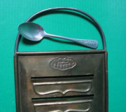 Preview: Reibe D.R.G.M. 999686, Messerschärfer GOLF Bakelit, Löffel Dr. Oetker