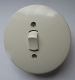 Ausschalter, Lichtschalter Bakelit, 60-er Jahre, rund, hell, UP, #322