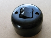 Preview: Serienschalter, Bakelit, rund, AP, dunkel, #242*