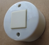 Preview: aus DDR- Zeiten zur Aufputzinstallation