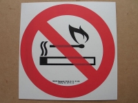Altes Hinweisschild, Symbol "Rauchen verboten", DDR, 21 x 21 cm
