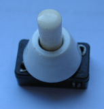 Einbau- Druckschalter für Nachttischlampen etc., 21212.3, DDR, unbenutzt, #23