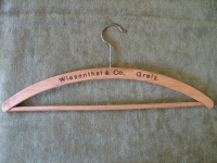 Wiesenthal & Co. Greiz, Kleiderbügel