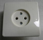 Steckdose, DDR um 1970, eckig, hell, kein Schuko, unbenutzt, #250