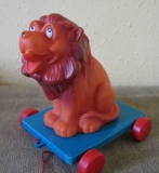 Löwe aus Gummi, Nachziehspielzeug, DDR 70-er Jahre
