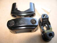 30 Stück Kabelschellen Bakelit, FERA, bis ca. 25 mm, DDR, unbenutzt