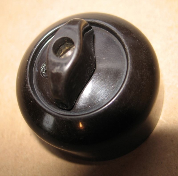 Serienschalter Bakelit, rund, Aufputz, Drehschalter, dunkel, #107*