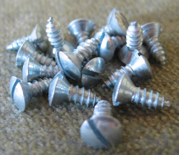 Schrauben für Innenverkleidung, Senk-Rund-Kopf, 9x14 mm, 50 Stück