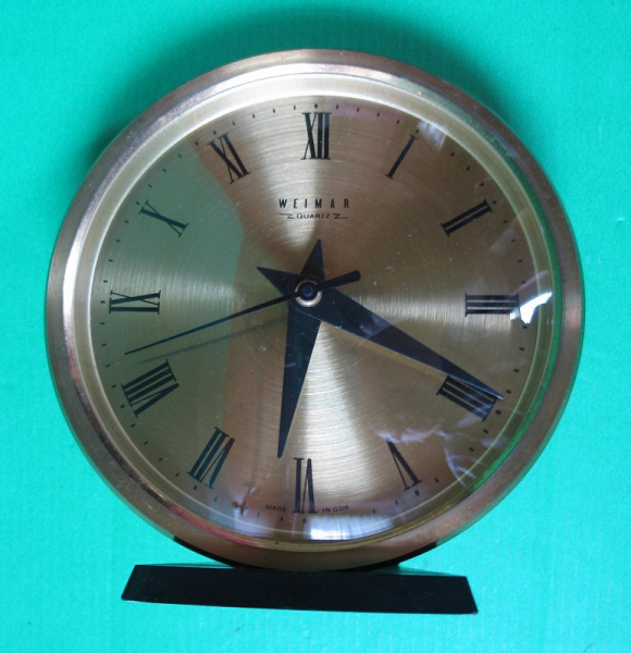 Uhr, Tischuhr, Weimar Quartz, DDR 70-er Jahre
