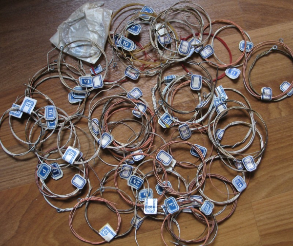 Zithersaiten Bergfee, Konzertzither, ca. 90 Stück, Saiten für Zither, unbenutzt