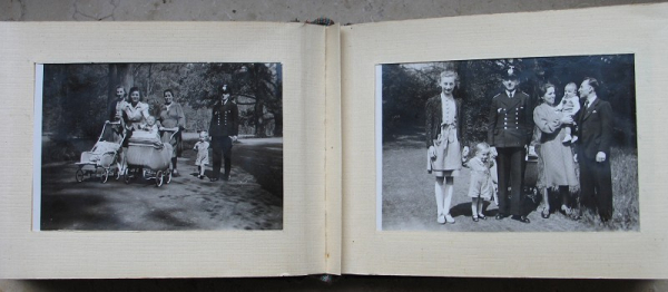 2 Fotoalben Vogtland, 30-er Jahre, Syratal, Sportfest, Maifeier