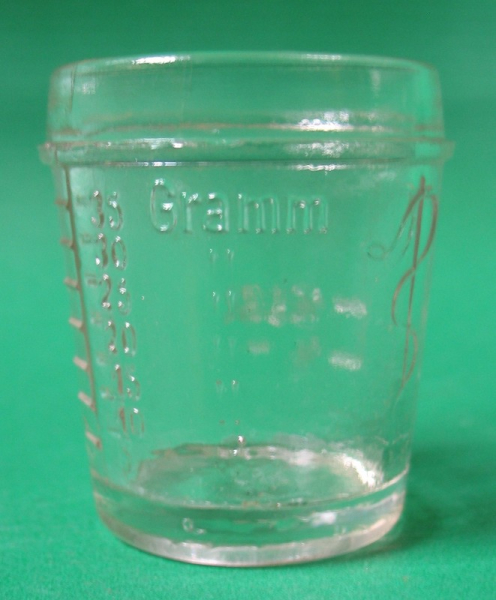 Messbecher, Apothekengefäß, Medizin, Pressglas, 30-er Jahre