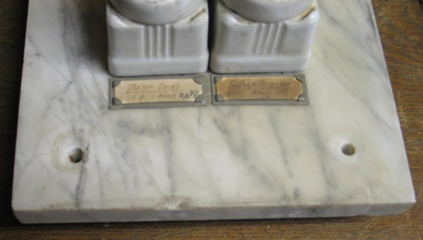 Marmorplatte mit Sicherungen, schätze um 1920