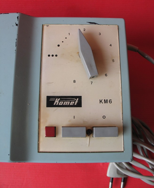Komet KM 6, DDR Küchenmaschine, Grundgerät + Anleitung