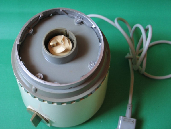 Motor, Antriebsgerät, DDR Küchenmaschine Komet KM8, KM 8