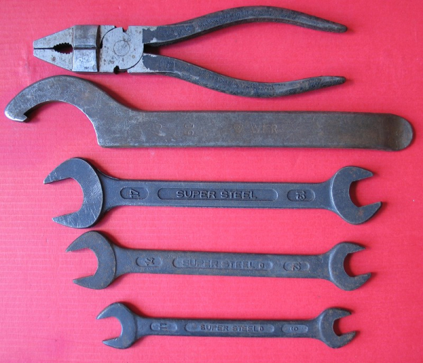 Hakenschlüssel 45 50, 3 Maulschlüssel, Kombizange, WFR Radebeul, Werkzeug MZ, Simson etc.