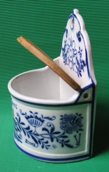 Mehlmetze, Wandbehälter, Mehlbehälter, Gründerzeit