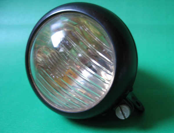 Fahrradscheinwerfer, Fahrradlampe PERTRIX PTR174S, unbenutzt, 30-er Jahre, Waffenrad ?