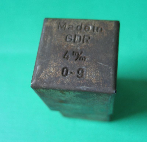 Schlagzahlen aus DDR- Zeiten, 4 mm, #1