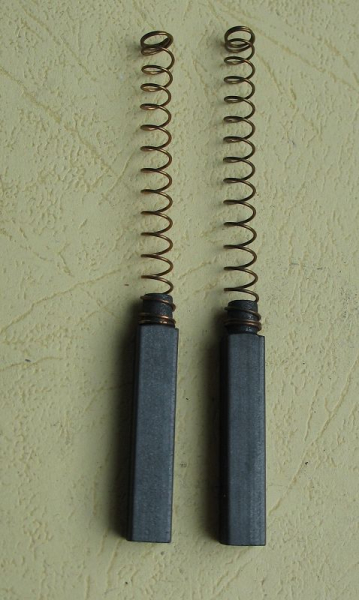 2 Stück Kohlebürsten, Kohlestifte, Motorkohlen, Schleifkohlen, unbenutzt, #6