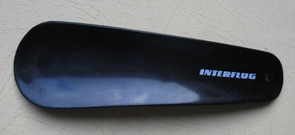 INTERFLUG, Schuhanzieher, Schuhlöffel