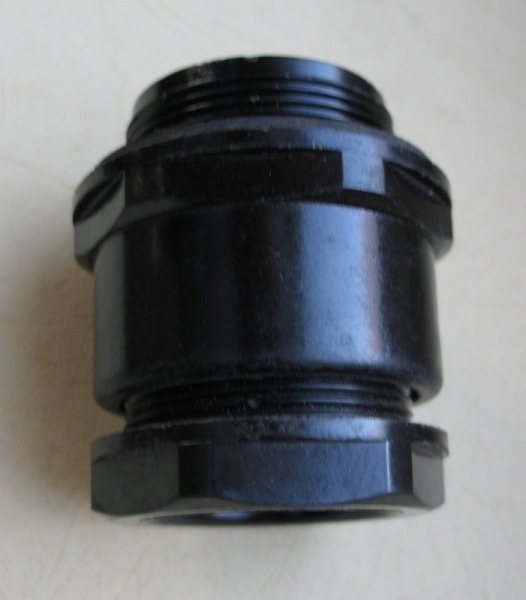 Stopfbuchsverschraubung PG 29, Bakelit, schwarz, unbenutzt