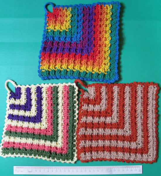 3 gehäkelte Topflappen, aus DDR- Zeiten, #7