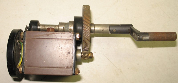 Kurbelinduktor RFT, Elektrisierapparat, für Telefon