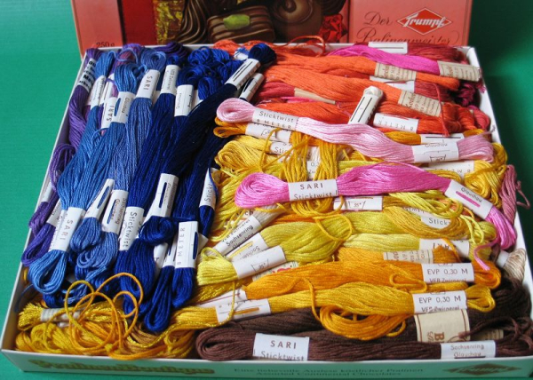 Stickgarn, Sticktwist, Perlseide, DDR, BELA, SARI
