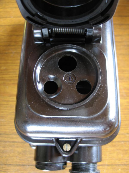 Leergehäuse Fehlerstromschalter, Schutzschalter, Bakelit, DDR um 1960, ESD, #16