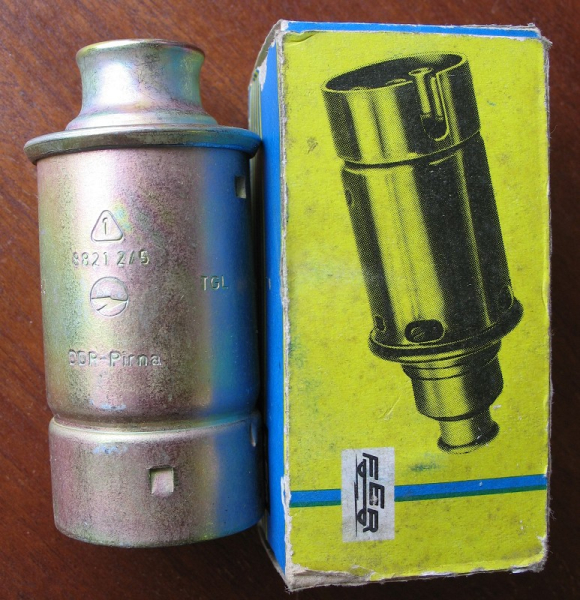 Stecker 7-polig,  für Anhänger oder Wohnwagen, DDR, unbenutzt