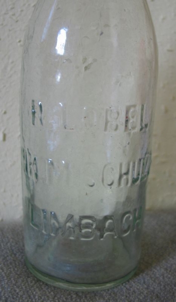 Mineralwasserflasche R. Löbel Limbach, Inhaber Max Schulze