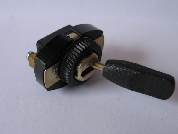 Kippschalter, Ein- Aus, DDR, unbenutzt, #9