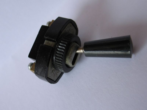 Kippschalter SKP/1, 8600.25, 10 Ampere, DDR, unbenutzt, #6