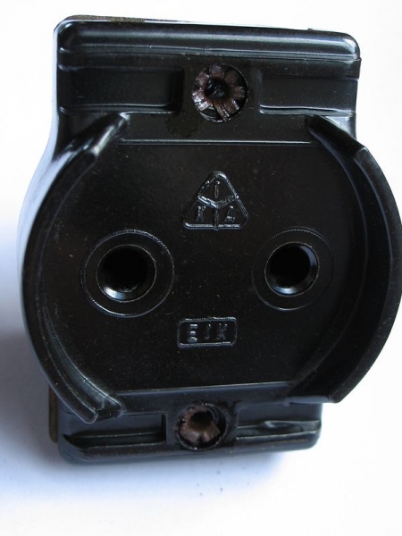 Dreifachverteiler, Dreifachstecker aus Bakelit, IKA, EIK, #6