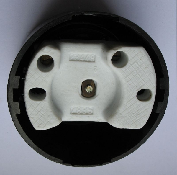 Aufbausteckdose Bakelit, IKA EFR, ohne Schutzkontakt, #305