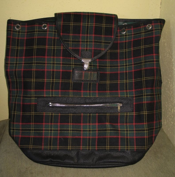 Rucksack, Campingbeutel, grün/ schwarz/ rot kariert, 70-er Jahre