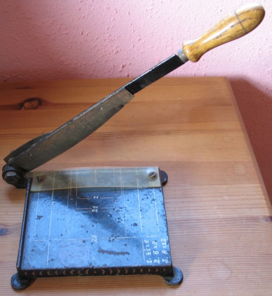 Fotoschneider, Papierschneider, ICA Akt. Ges. Dresden, um 1920