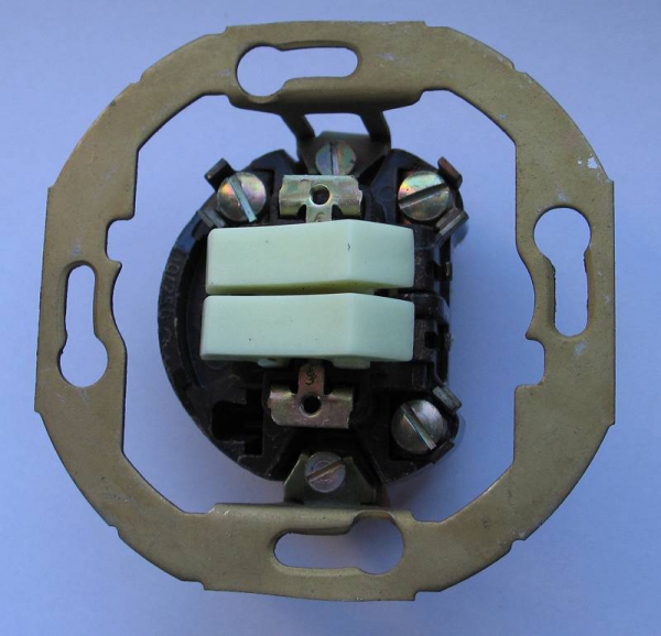 Serienschalter, Lichtschalter Siemens, rund, hell, UP, unbenutzt, #308