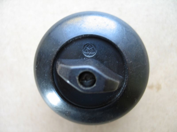 Serienschalter Bakelit, Aufputz, IKA, unbenutzt, #148*