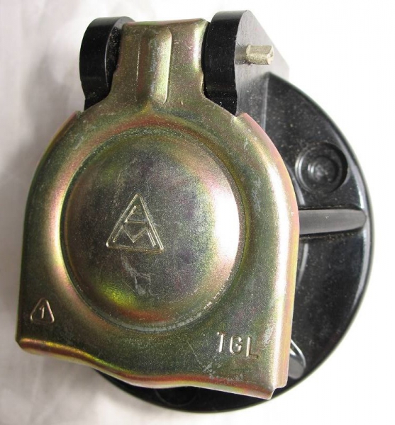 Anhängersteckdose, Hängersteckdose, DDR, 7- polig, Bakelit