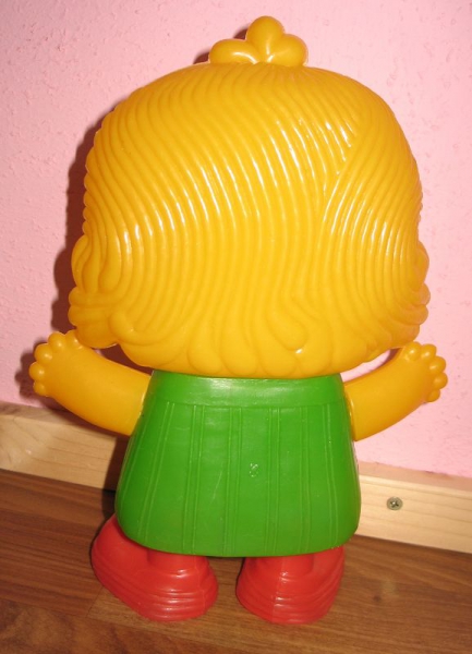 Kleine Puppe, Freundin von Buratino, Burattino, Pinocchio ???