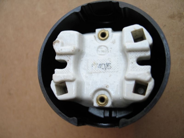 Serienschalter Bakelit, schwarz, rund, Aufputz, doppelt, IKA,  #151*