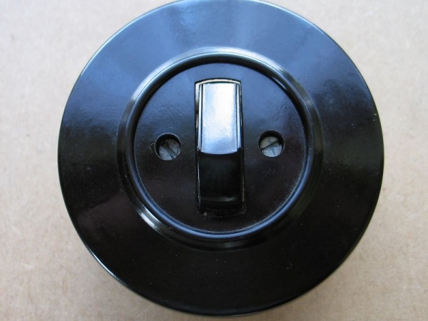 Ausschalter 2-polig,  Bakelit, rund, Kippschalter, dunkel, #236*
